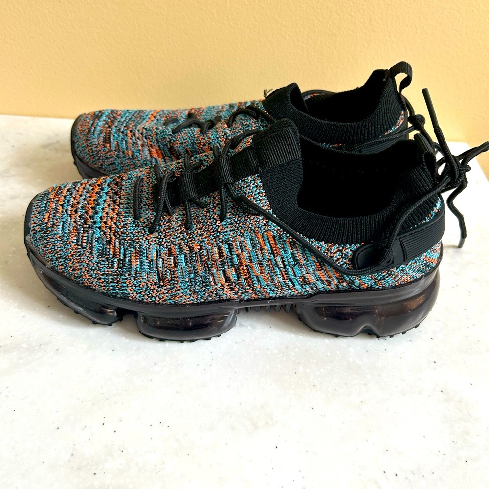 Girl’s Fashion Sneakers Size 1